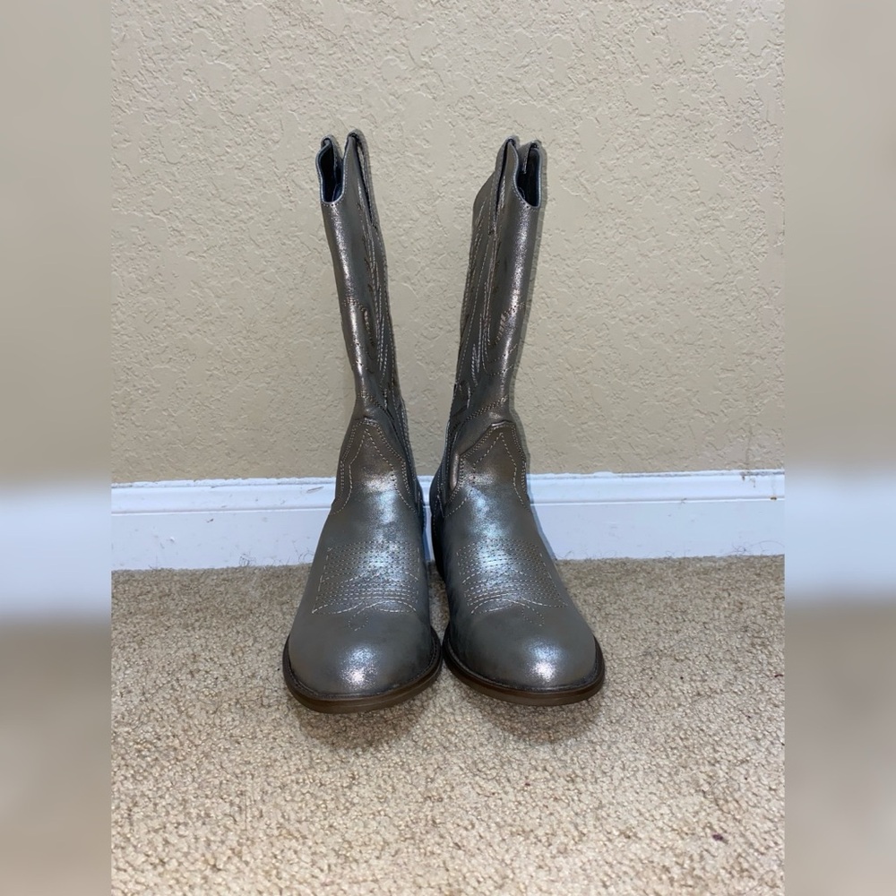 Taupe Twain Western Cowgirl Boots - Picture 2 of 3